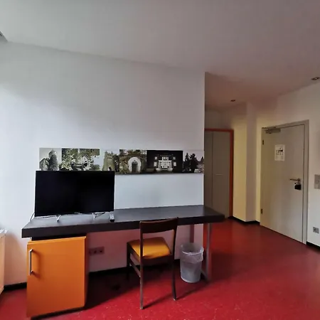 Hindenburg فندق فيرزن