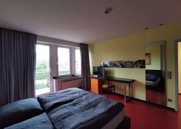 Ξενοδοχείο Hindenburg 3*